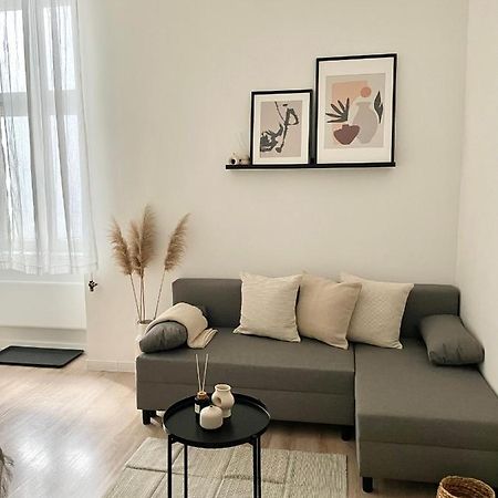Cozy Apartment In Central Budapest Ngoại thất bức ảnh